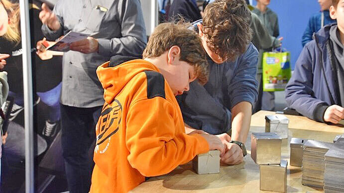 Das Kässeli ist der Renner. Mit eigenen Händen etwas zu machen, kommt gut an.