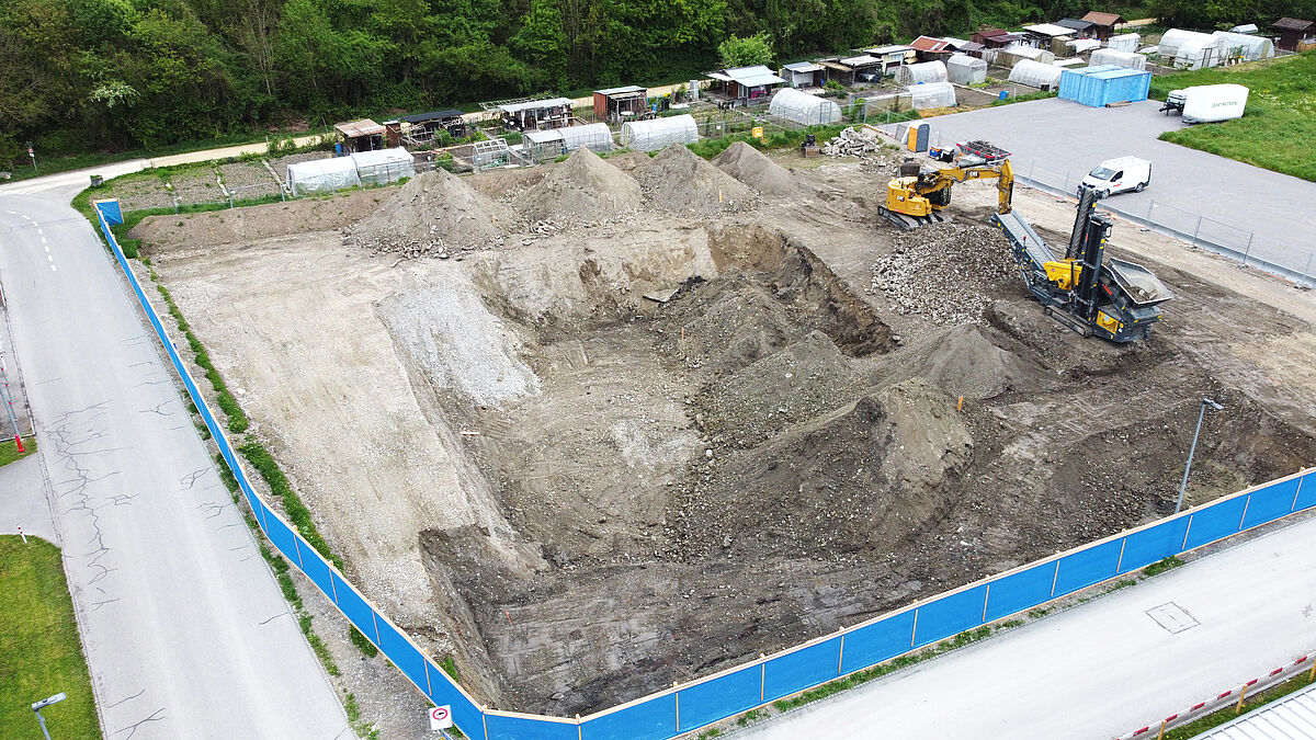 L’excavation pour l’extension à Aarberg a pu commencer en avril.