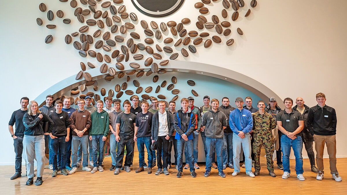 Freude herrscht bei den 30 frischgebackenen Profis aus unseren Branchen mit den besten QV-Gesamtnoten.