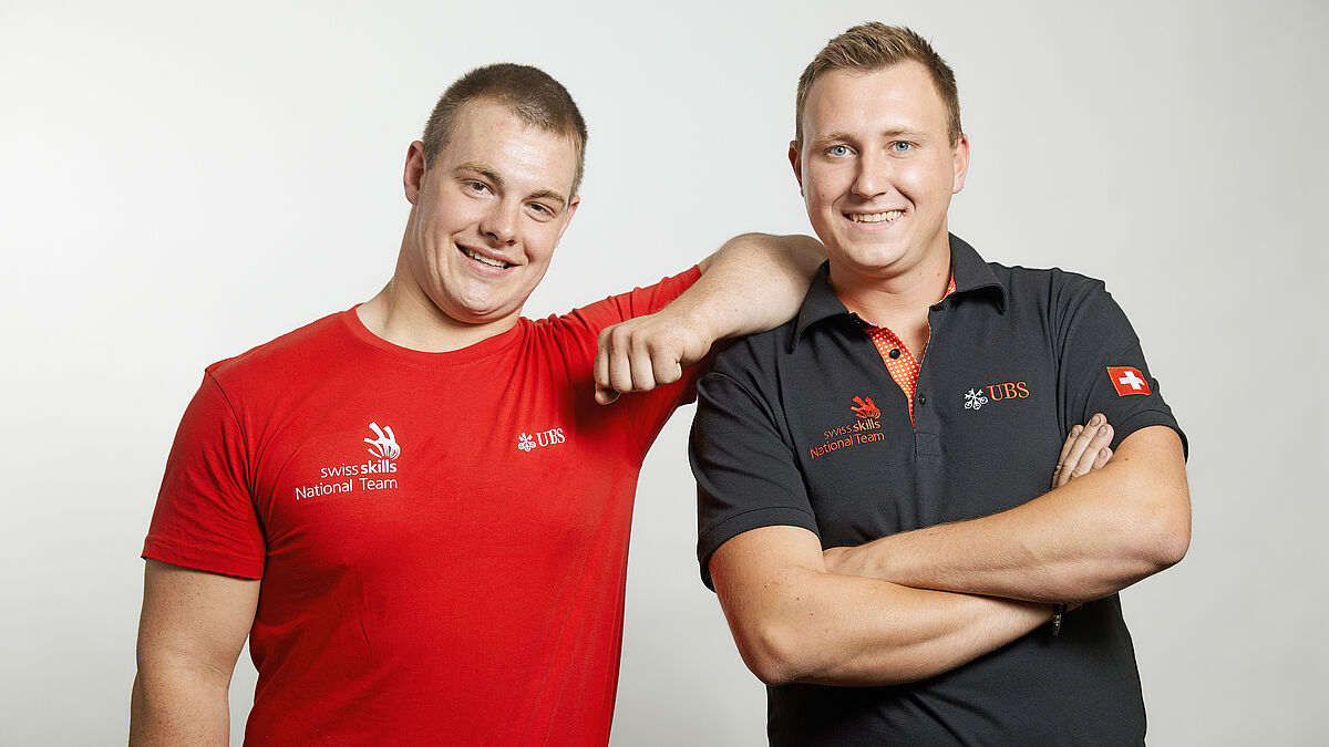 Lars Rotach (à gauche) et son expert Rémy Mornod se réjouissent des WorldSkills de Cleveland.