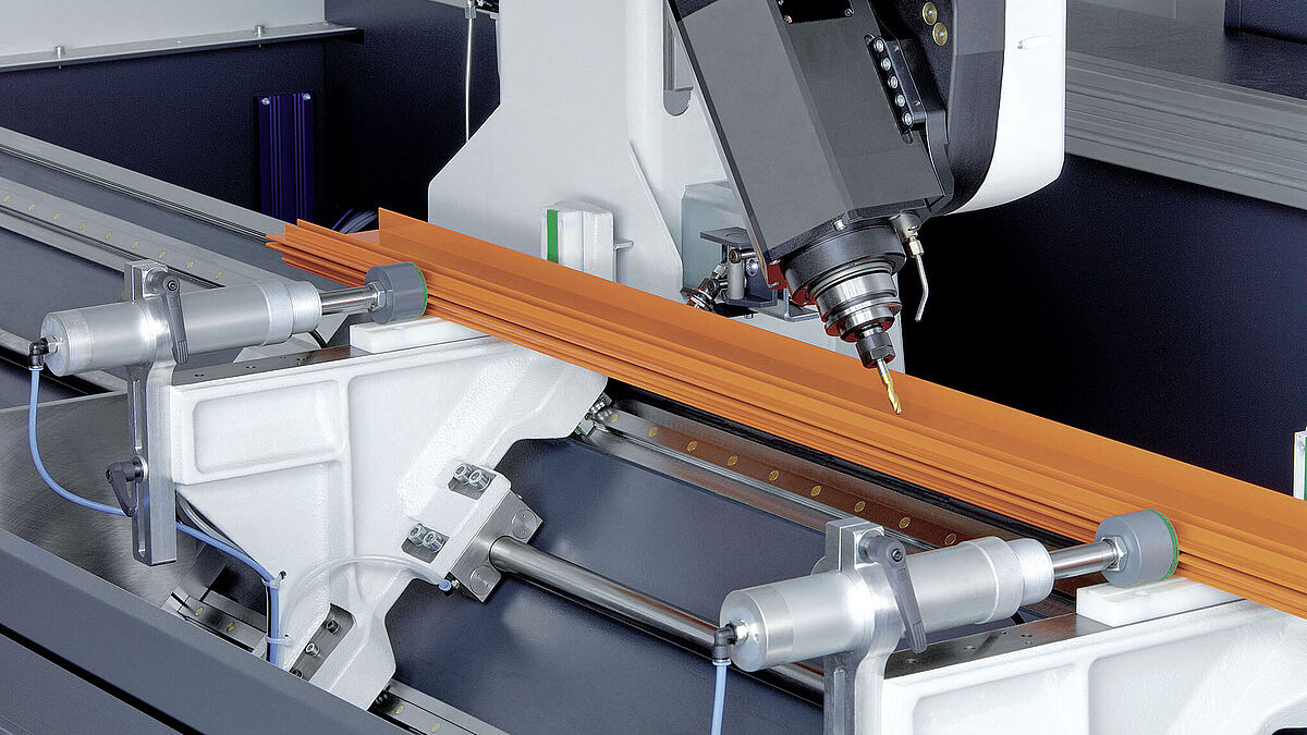 Un centre d’usinage permet de gagner en efficacité. Une analyse de la situation est utile dans ce cadre.