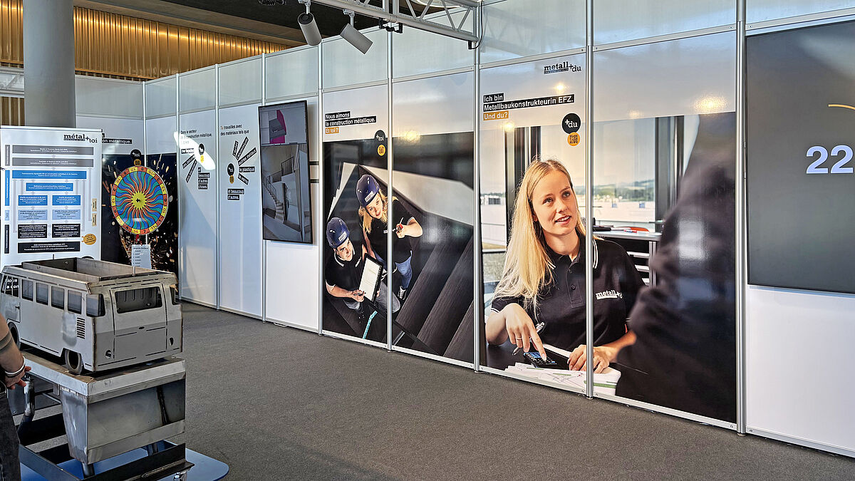 Der komplette Messestand wurde umfassend überarbeitet und mit modernen Bildschirmen ausgerüstet.