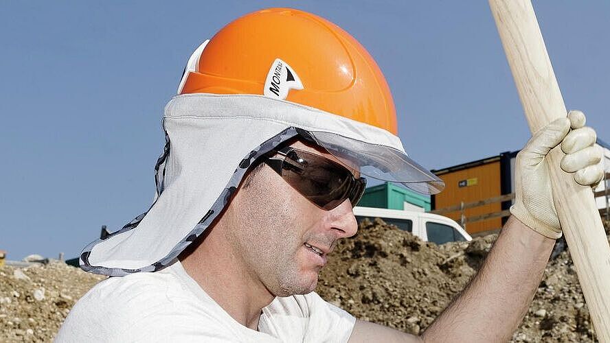 Schützen Sie sich vor Sonne und Hitze von April bis September