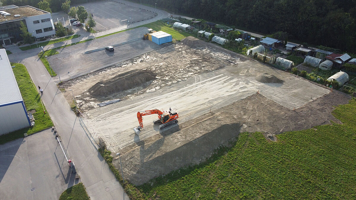 La commission prépare actuellement la demande de permis de construction ainsi que les documents de soumission.