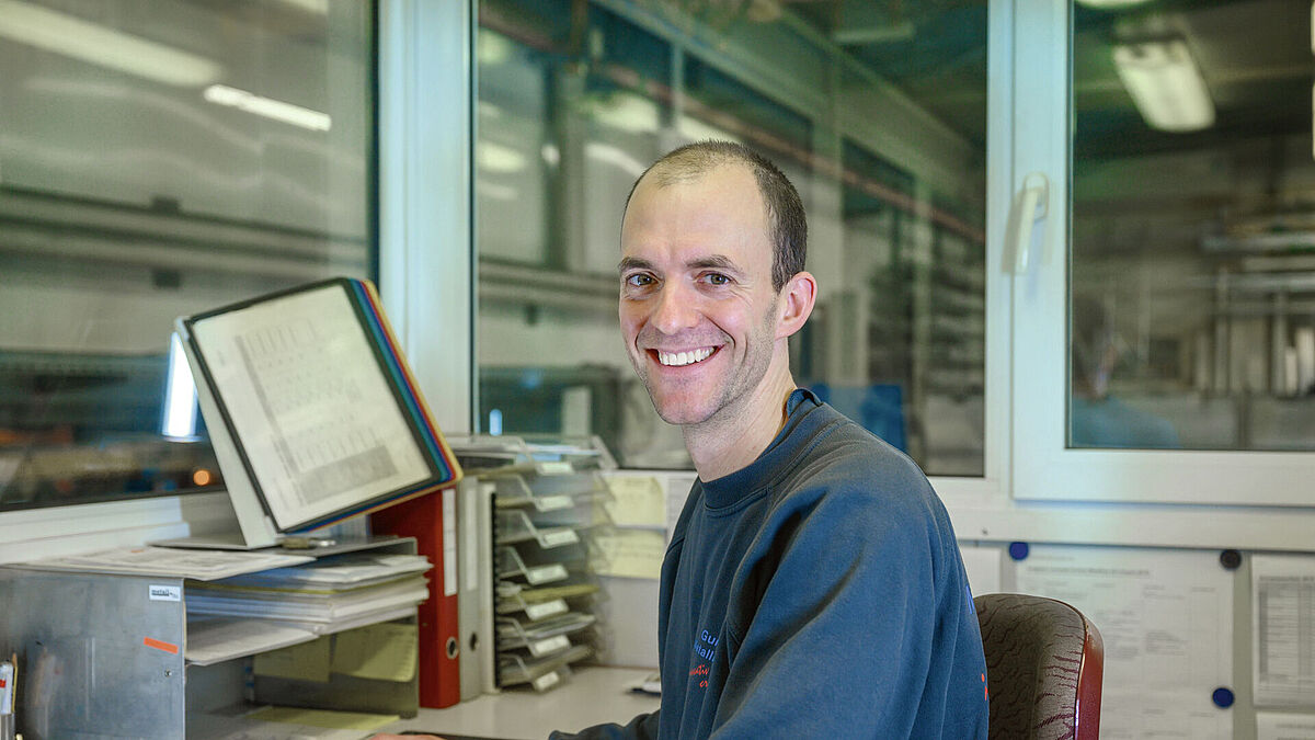 Patrick Burkhard pendant les préparations. Photo : Gurtner Metallbau AG