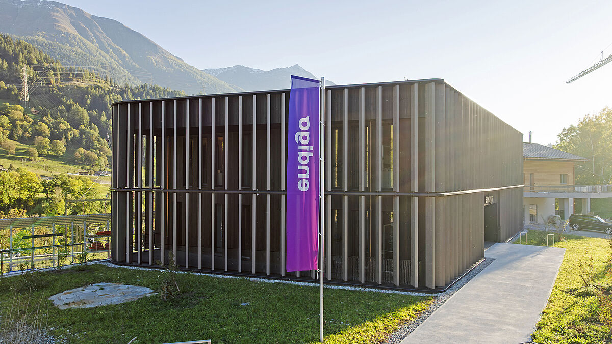 Le niveau de transparence varie en fonction de l’angle d’observation. Supprimer dans l’imprimé !  