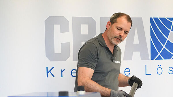 Fachkräftemangel im Metallbau – Wie Automatisierung kleine Betriebe entlastet