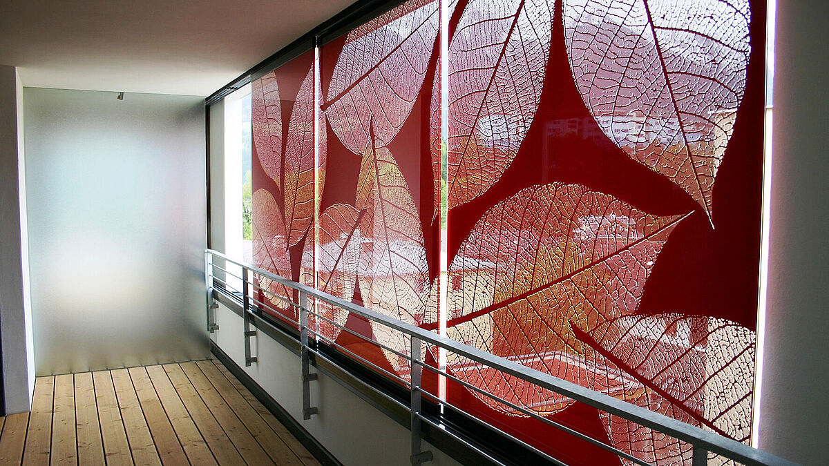 Schiebetüren mit spezieller Bedruckung.