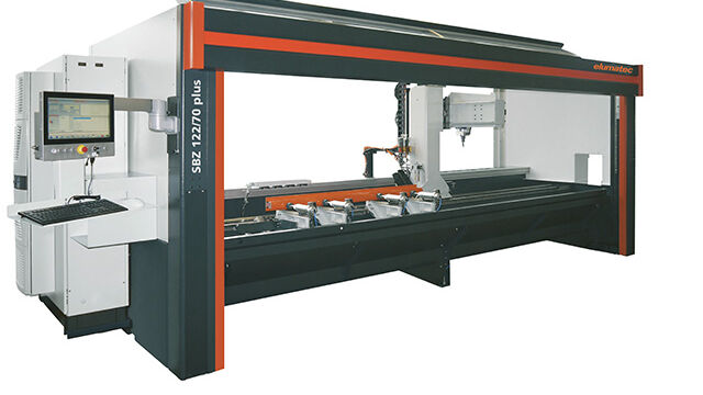 3-Achs-Stabbearbeitungszentrum SBZ 122/70plus – Basismodell mit raffinierten Extras
