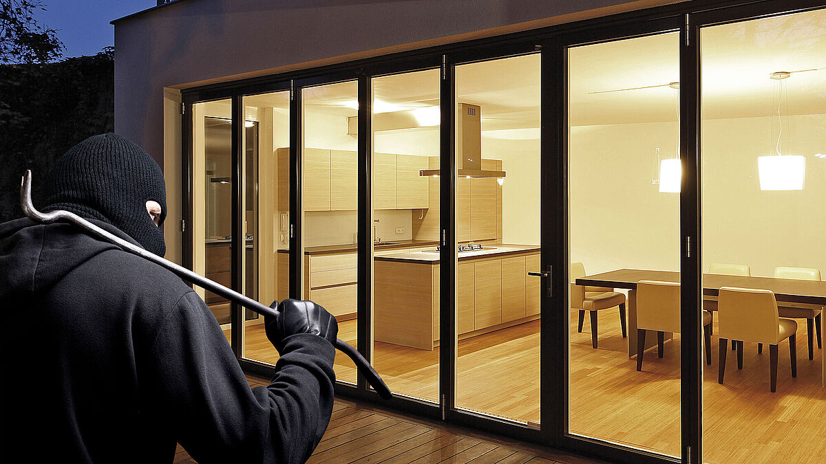 Solarlux Glas-Faltwände schützen gut vor Einbrechern.